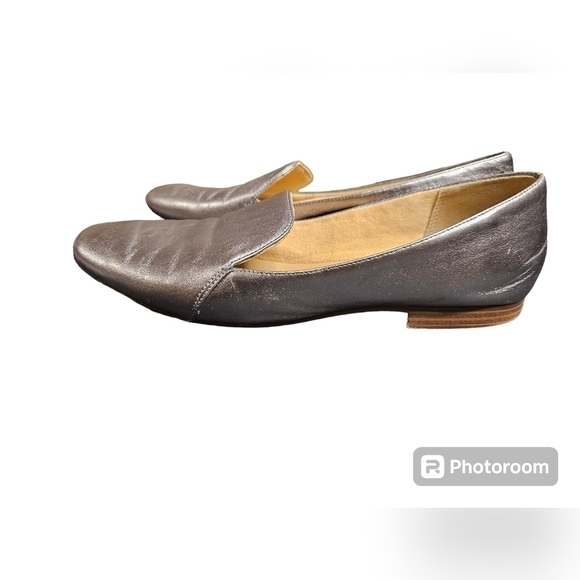 Naturalizer silver loafers size 8.5 - Picture 2 of 7